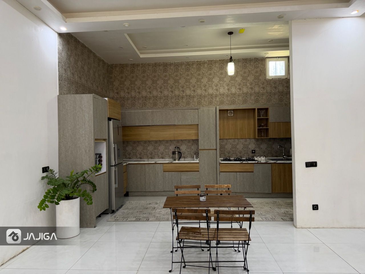ویلا استخر دار در چهارباغ